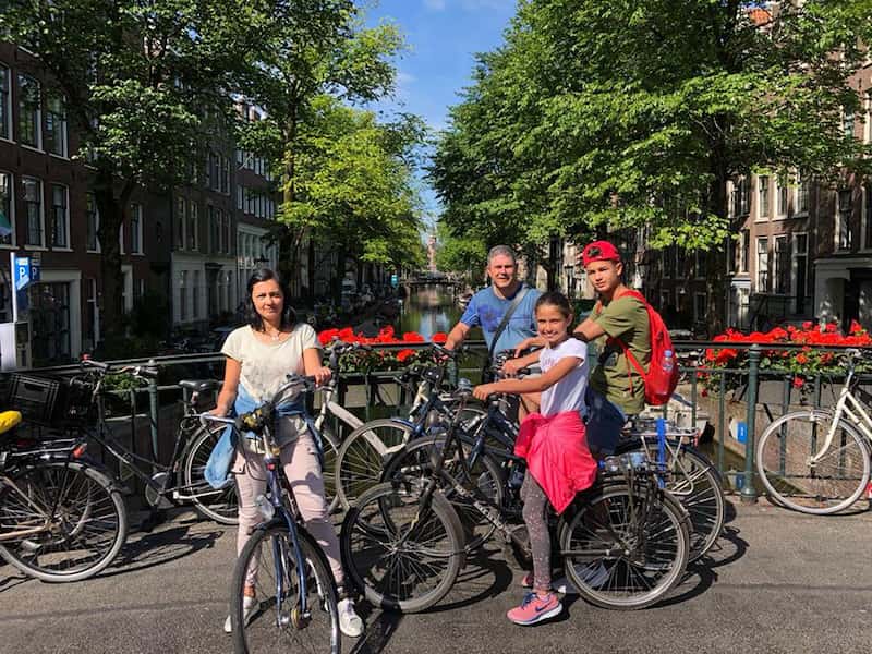Recorrido en bicicleta por Ámsterdam con paseo en barco